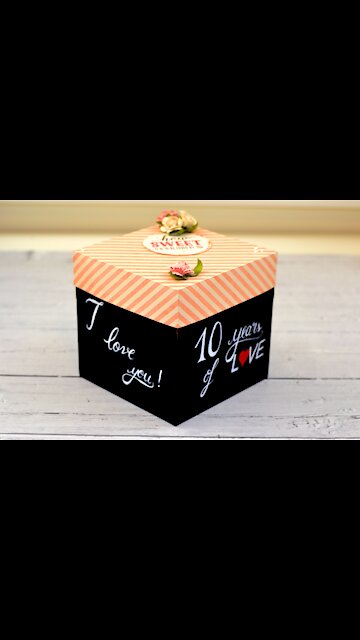 One year Anniversary Gift | Surprise Explosion Box