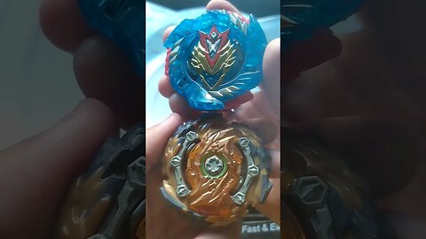 CHO Z VALKYRIE VS WIZARD FAFNIR (batalha de beyblade) #beyblade #beybladeburst #batalhadebeyblade