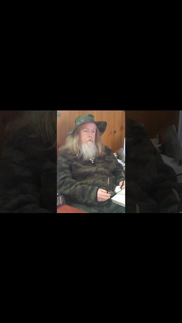 86-121 Pope meets Satan