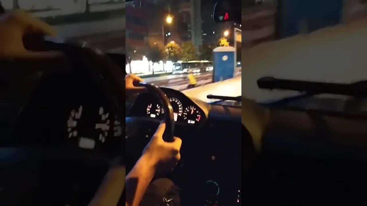 Mercedes-Benz G500 Exhaust Sound