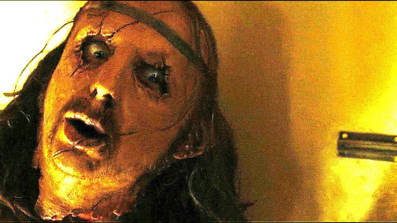 Psychopathic Family On The Run Torments Hostages In A Motel