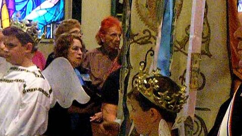 madonna della cava 2011 The procession into the church.AVI
