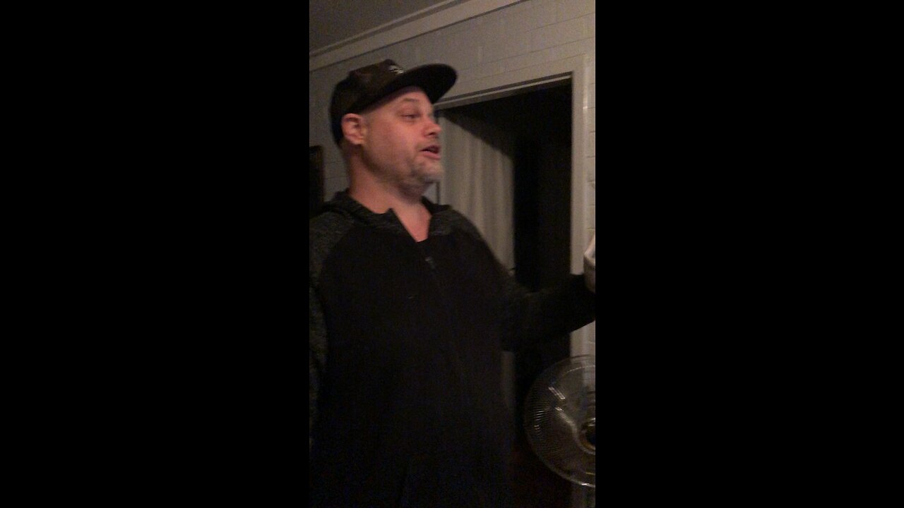 Weakest shoey in Australian history 🤦‍♂️🇦🇺🤦‍♂️😂🤣😂