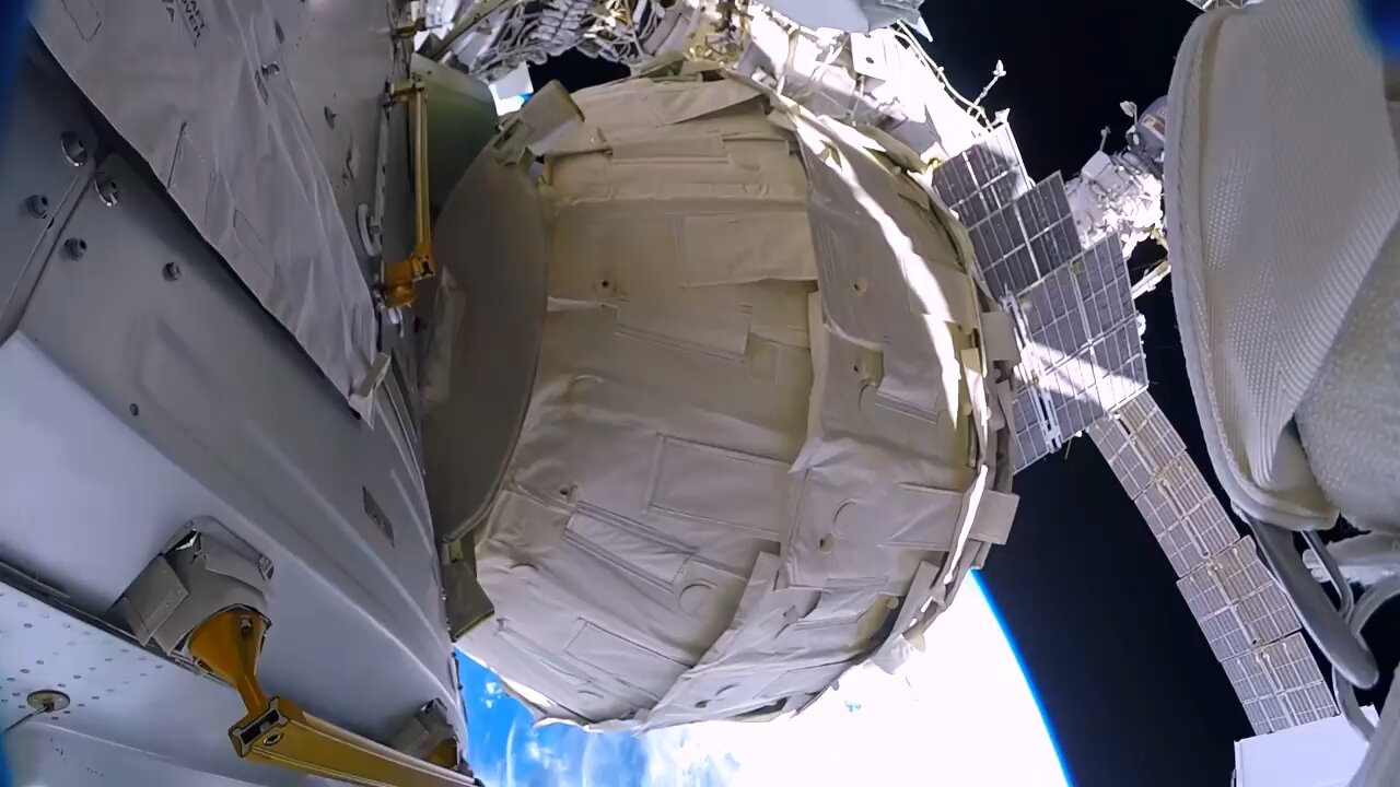 Astronauts lose a shield in the space