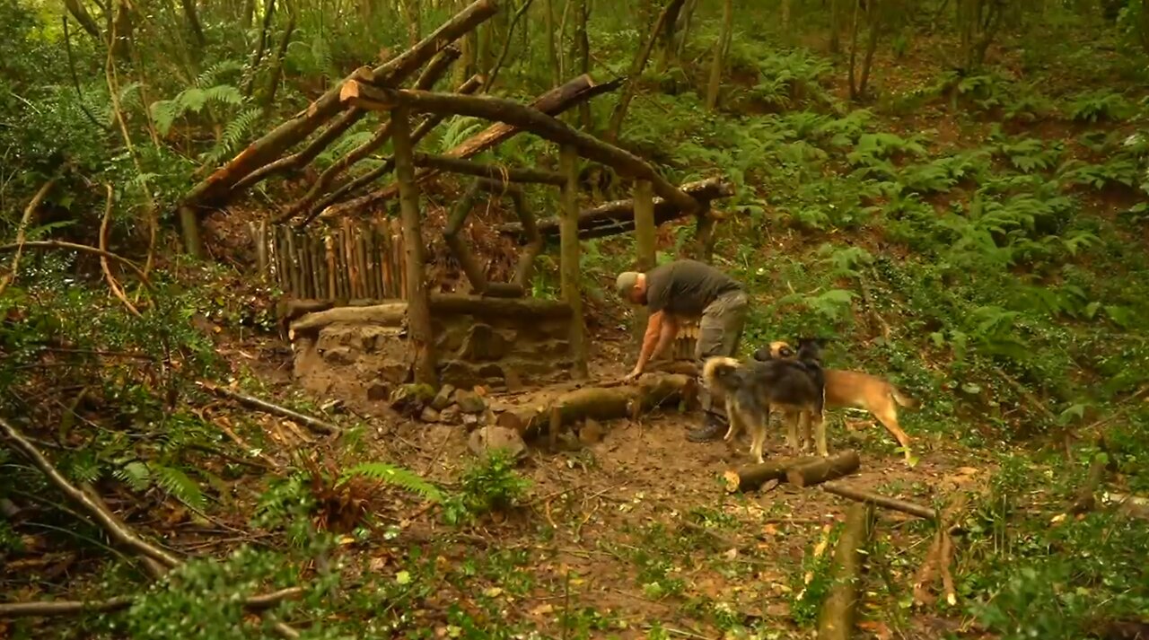 EXISTING THE BRAND AND BUILDING OF A STONE HOUSE - shelter to prepare for winter 3 days part 1