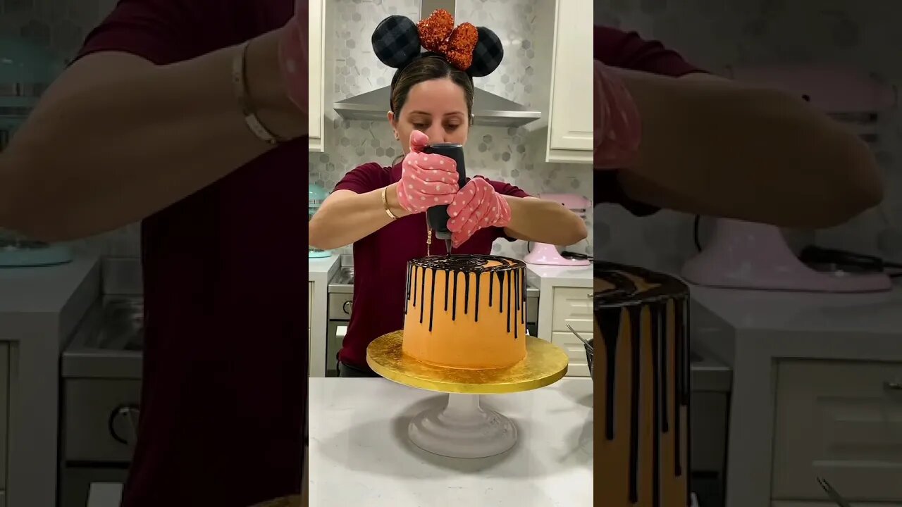 Halloween Cake 2022 #cakes #Halloween2021 #fyp #foryoupage #yummy #satisfying