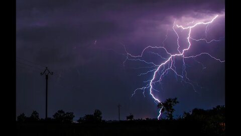 nuvem de chuva - Kišni oblak- Dešťový mrak - Dešťový mrak - Regenwolk