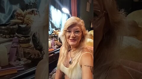 PARTY PEOPLE!!! Going Live #callinshow 1am EST