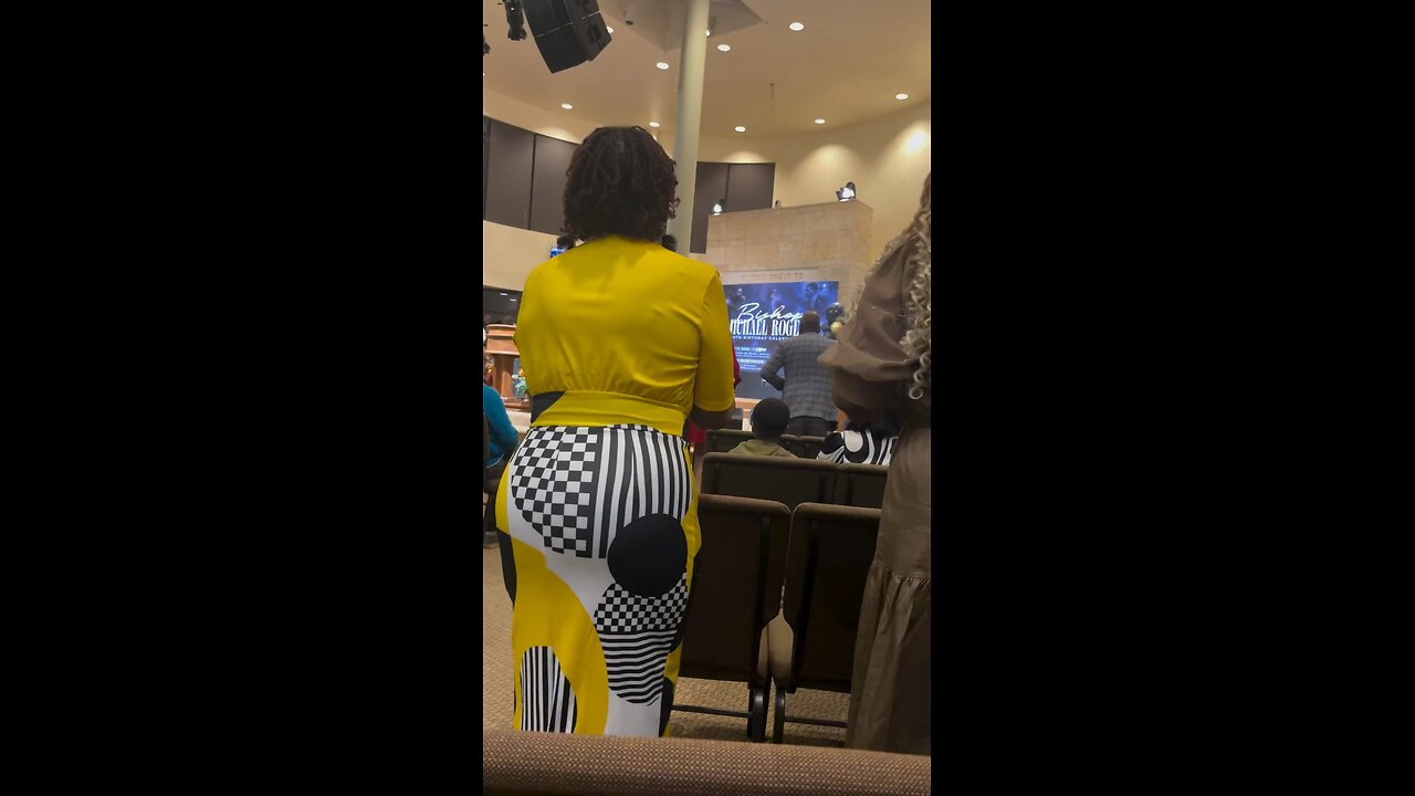 Let’s take out 28 seconds - Praise Break!! 🙌🏾💛