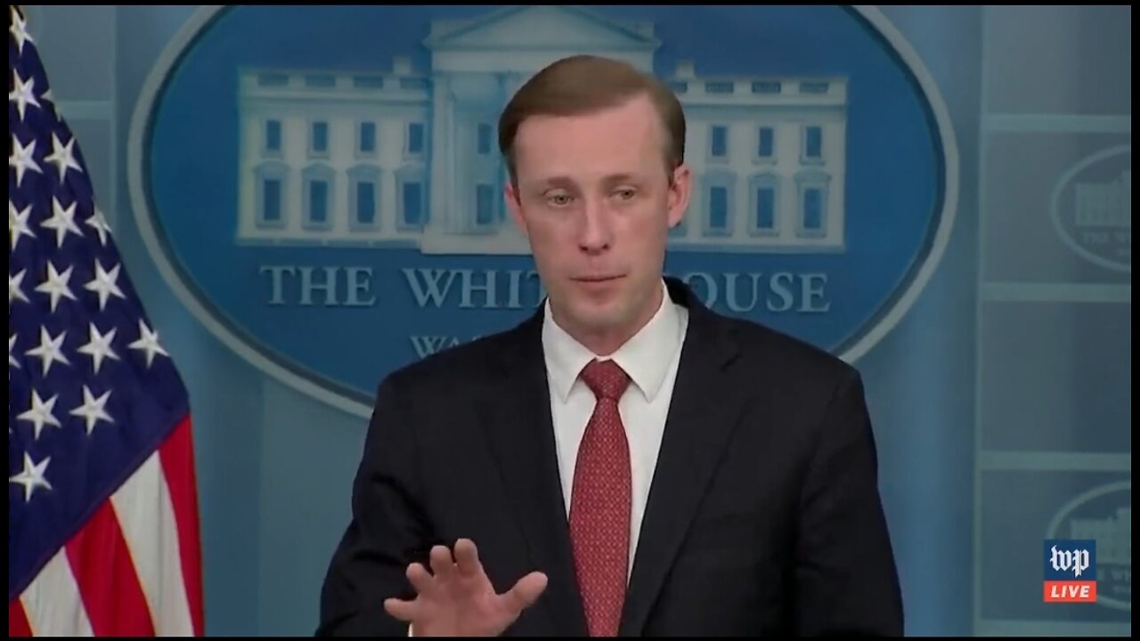 Chaos At Press Briefing As Reporters Rush To Leave For Biden’s Vacation Departure