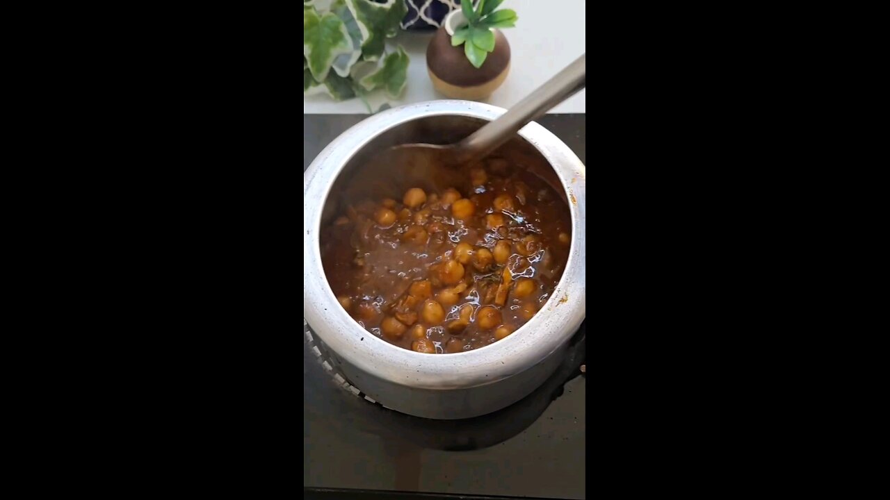 Dhaba Style Instant Chole Masala