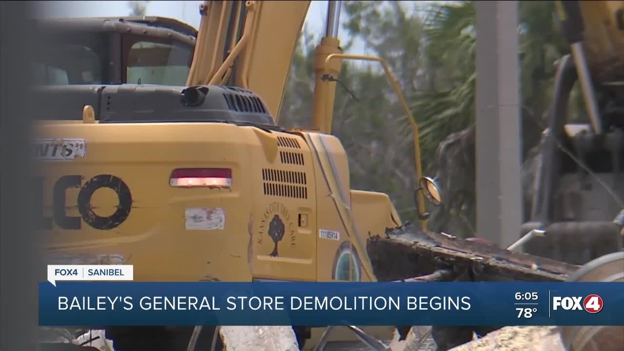 Demolition of Bailey's Center on Sanibel begins