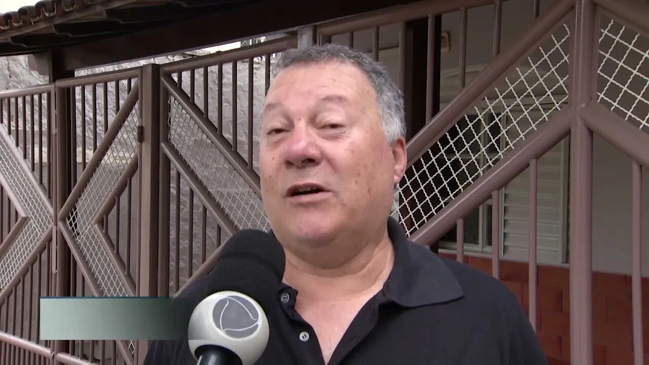 Homem invade residências, entra na casa de Militar, é baleado e morto em GV