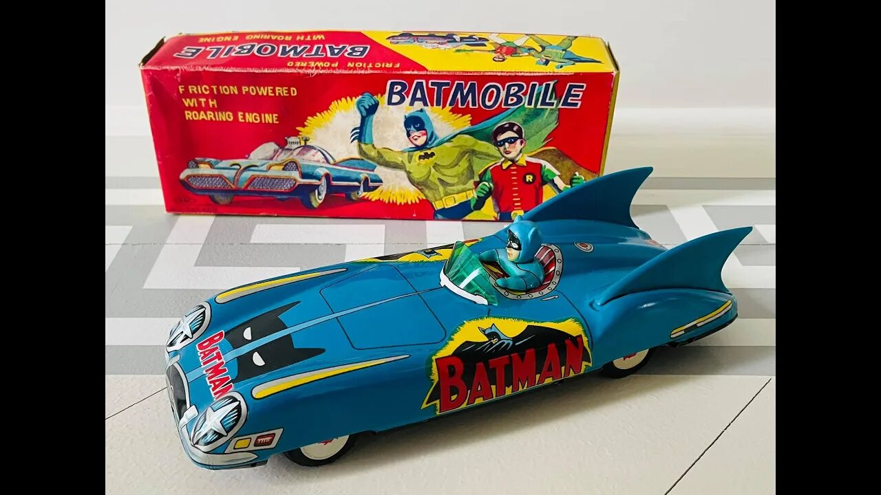 Here’s a cool friction Batmobile with ROARING ENGINE! & its awesome rare original box !