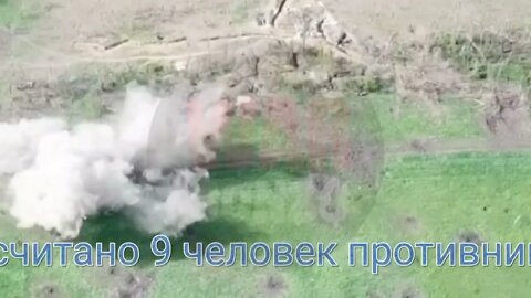 DPR Artillery Units Hammering Ukranainan Positions Near Novomikhailovka