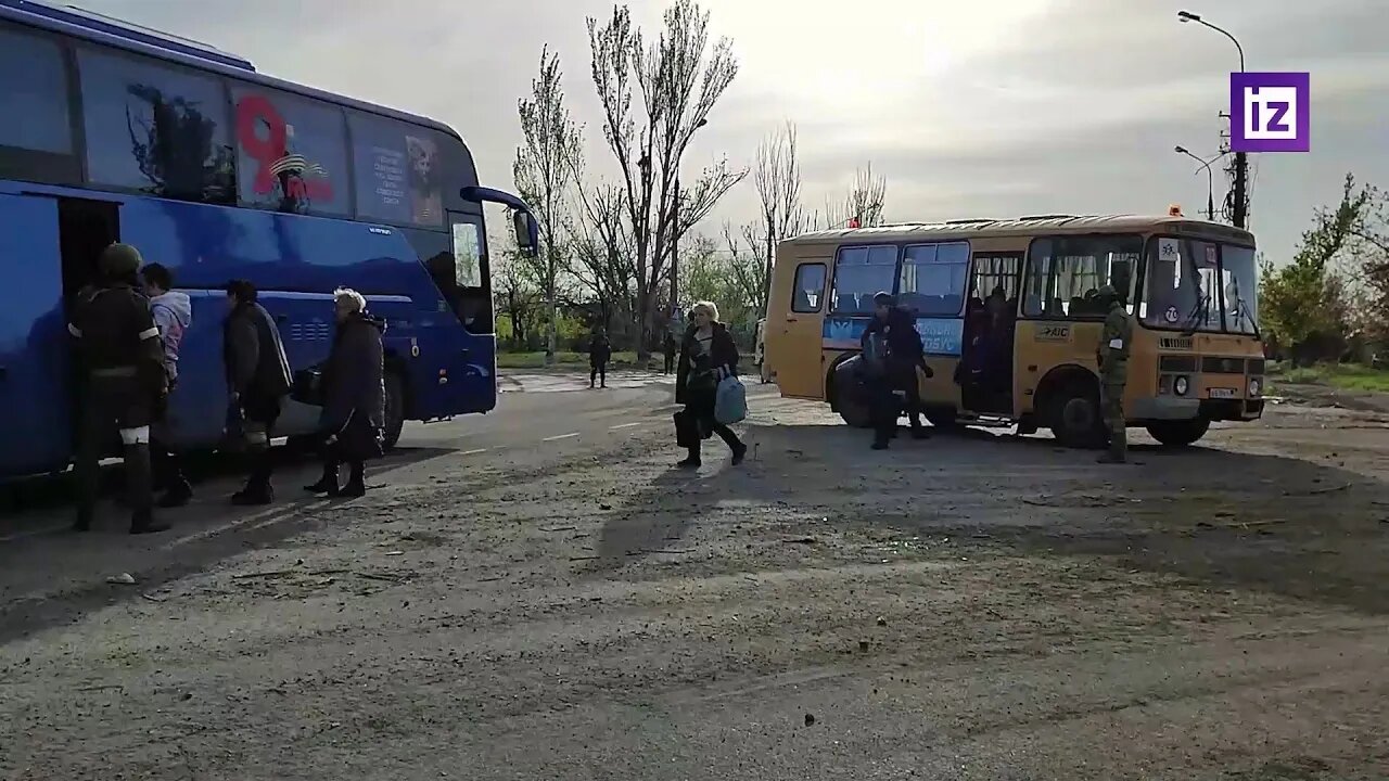 Another group of civilians left the Azovstal plant.