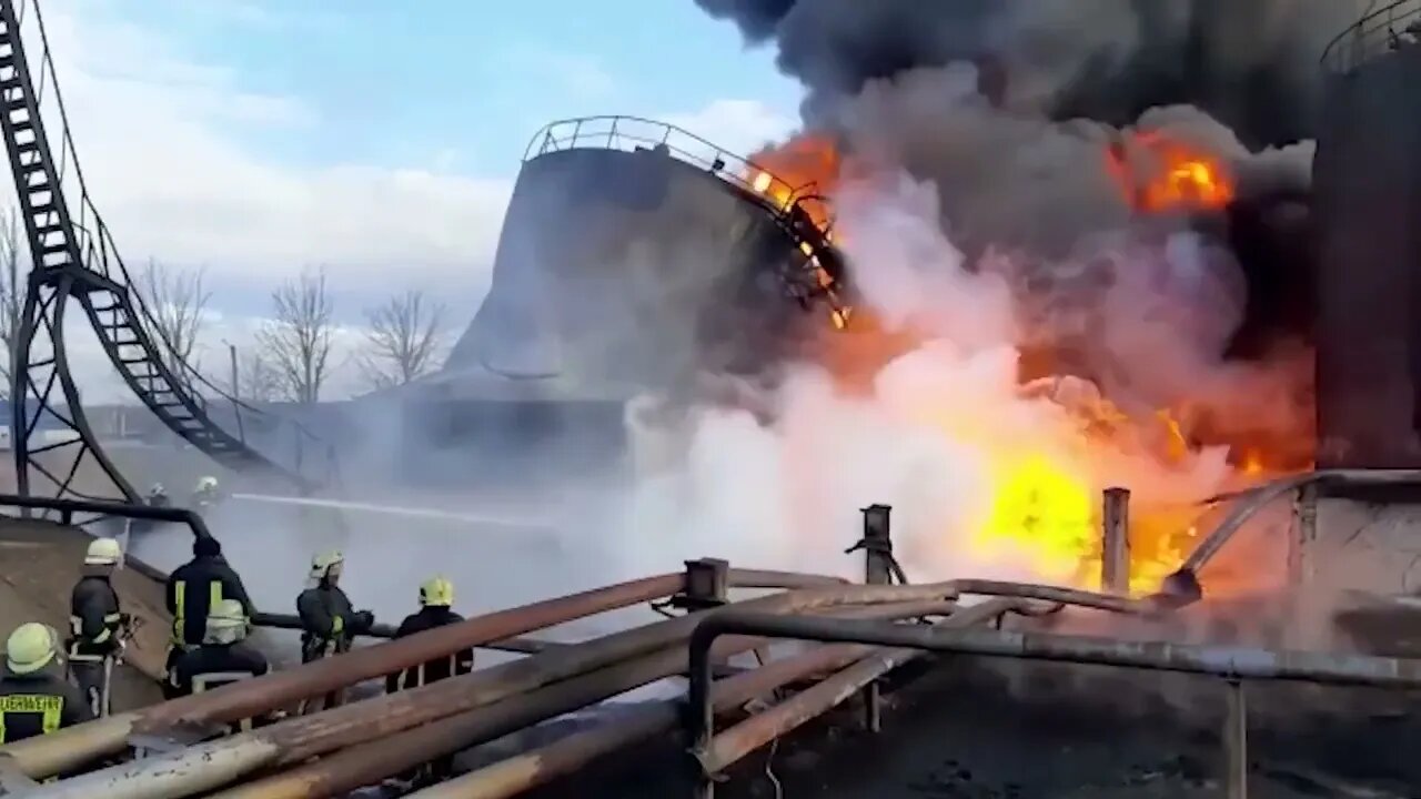 👉 Extinguishing a fire that occurred in industrial enterprises for storing fuel in LutskThe shelling