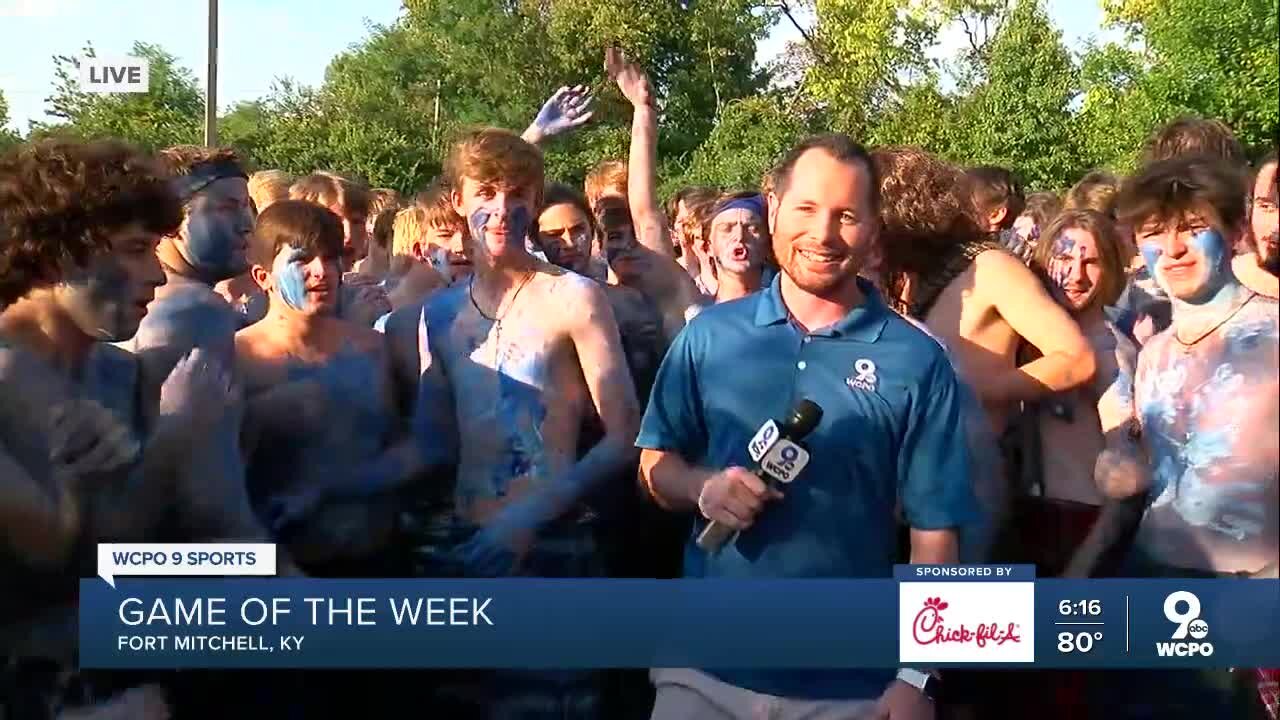 PREGAME: CovCath student section marches to Beechwood