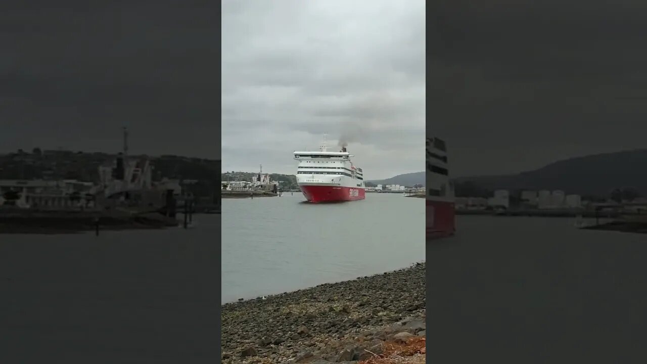 Shipping Devonport Tasmania. Spirit Of Tasmania Outbound. #merchantnavy #ship #tasmania #lifeatsea