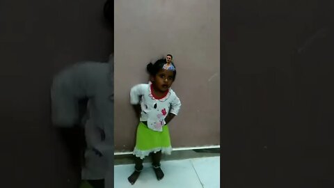 டேய் என்னடா நடக்குது இங்க