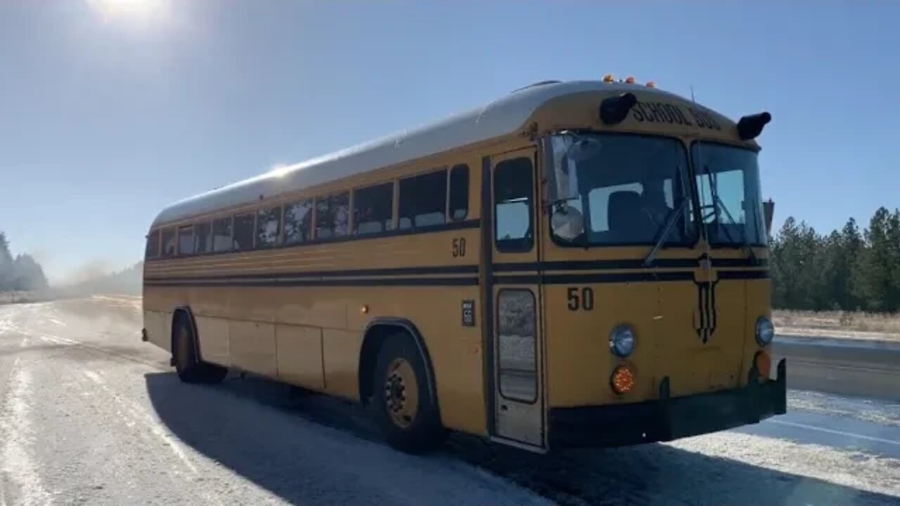 Driving to register it | 1989 Crown Super Coach | 2 hrs freezing due to stupid covid restrictions