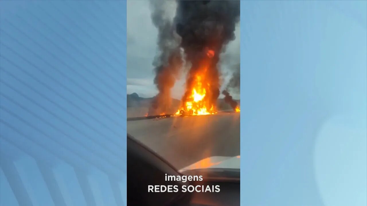 BR-116 em Campanário: Motorista morre carbonizado após batida entre 2 veículos na manhã de hoje.