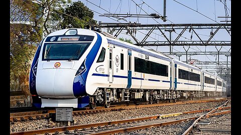 India's Super fast Vandhe Bharat Express #IndianRailways