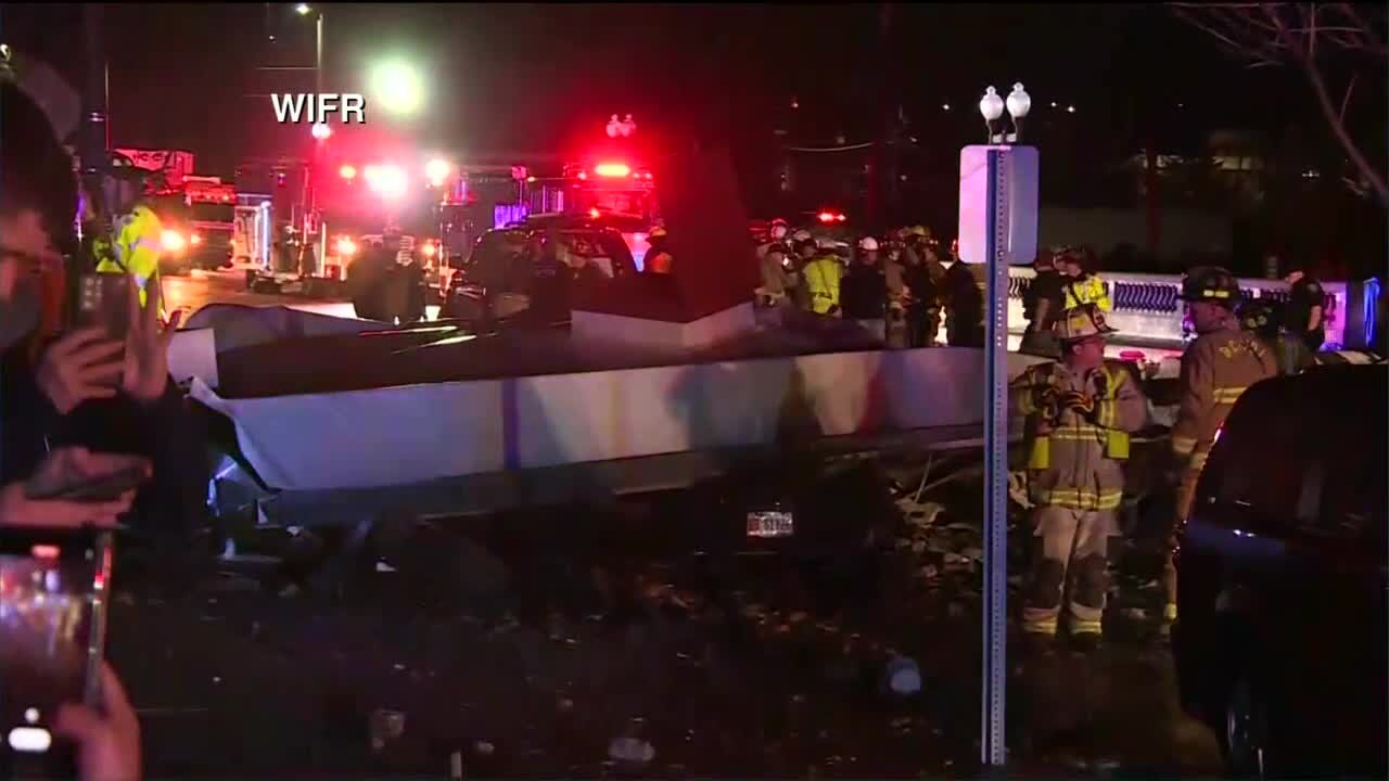 Roof collapse during concert at northern Illinois theatre amid severe weather