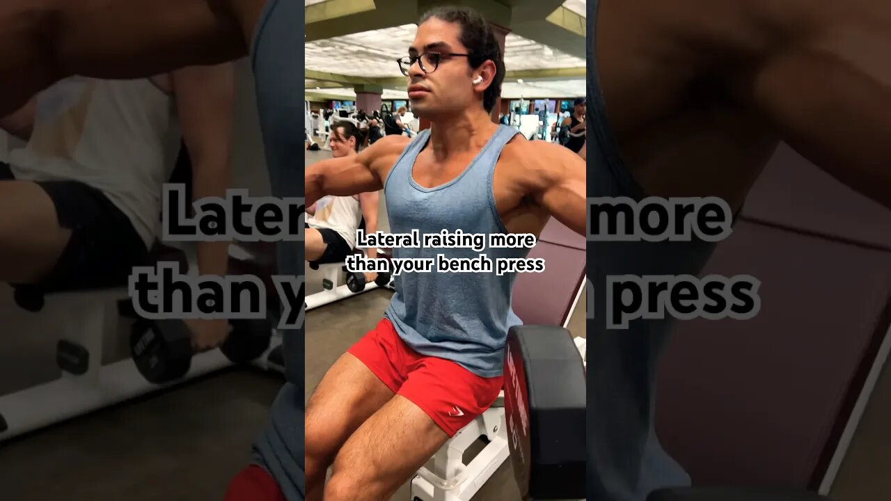 Flexing on the Small Boys #fitness #shoulderworkout #shorts