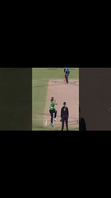 Ellie Johnston hit big six , wbbl 2022