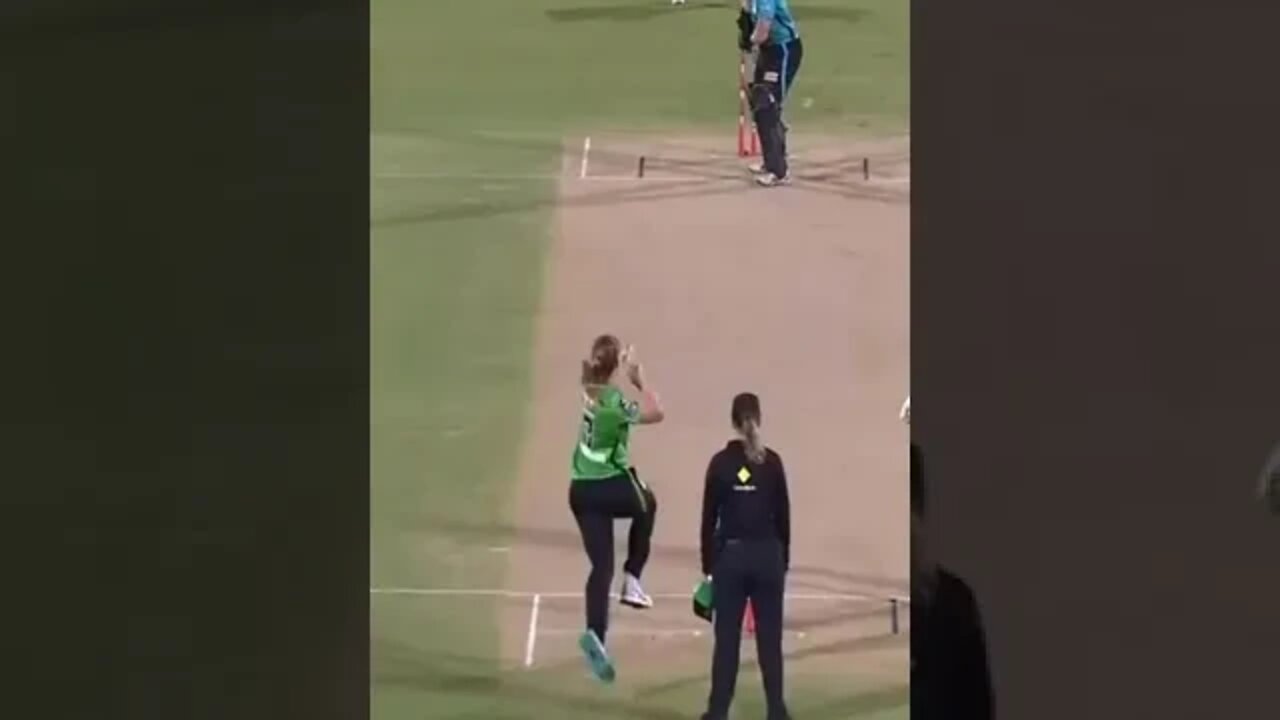 Ellie Johnston hit big six , wbbl 2022