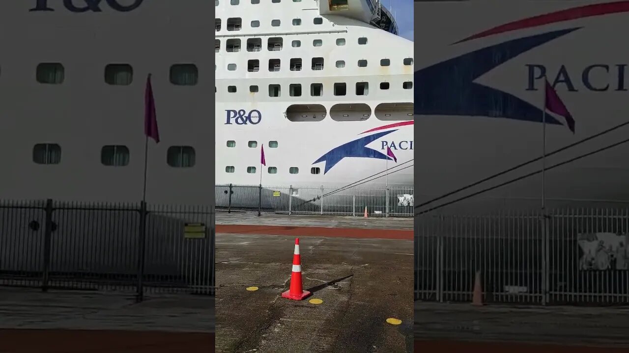 Cruise ship