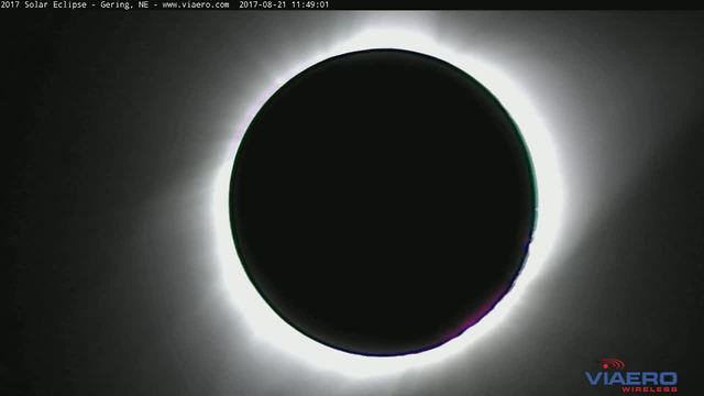 Solar eclipse darkens skies over Colorado