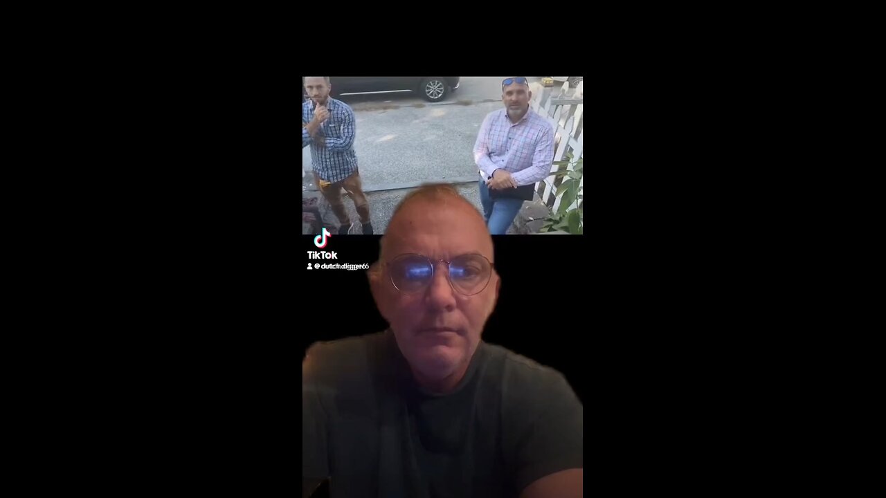 THIS GUY OWNS TWO FBI AGENTS .