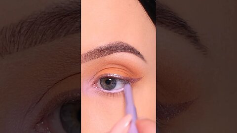 Soft purple glitter eyeliner makeup look #shorts