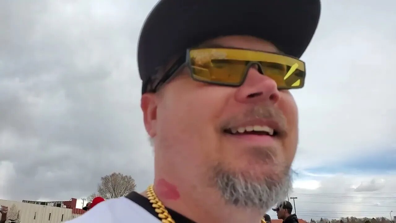 NukeHeads chilling with rappers producing music videos