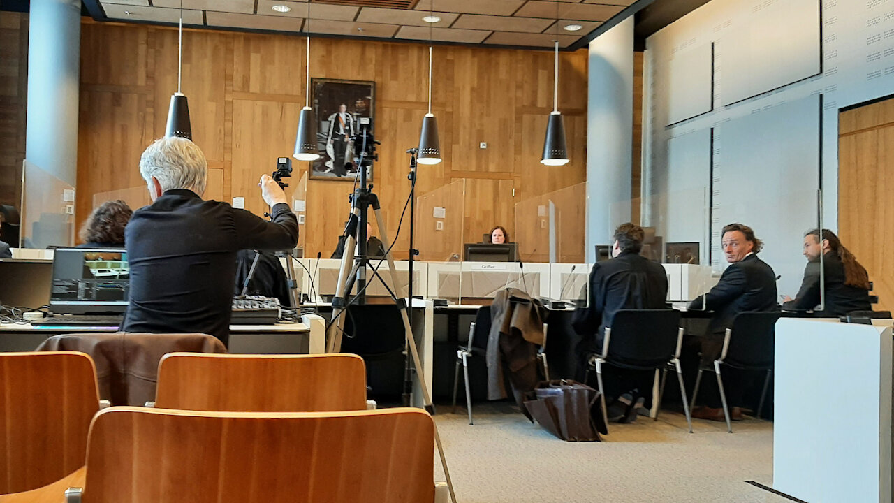 Kort geding tegen de Staat over de avondklok en alle andere maatregelen - Den Haag, 3 mei 2021