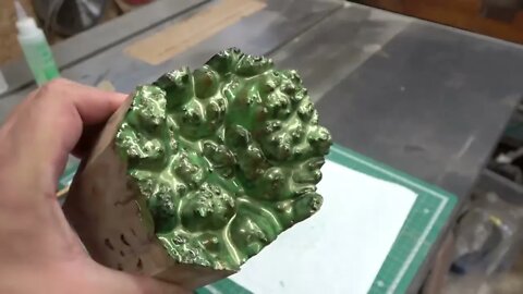 Casting Dried Flowers In Resin to Make a Vase-4