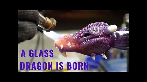 Glassblowing DRAGON on a GLASS EGG