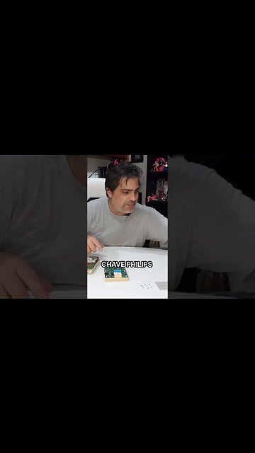 GameBoy Classic - Bateria Segredos e Diferenças Internas #shorts