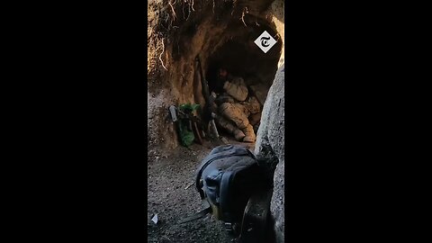 Ukrainian soldiers barely avoid Russian bomb