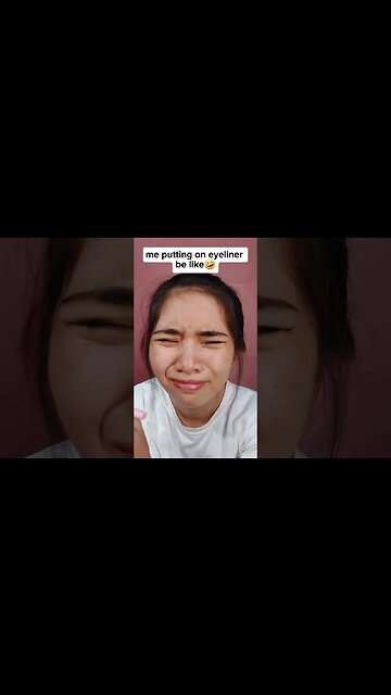 me putting on eyeliner be like