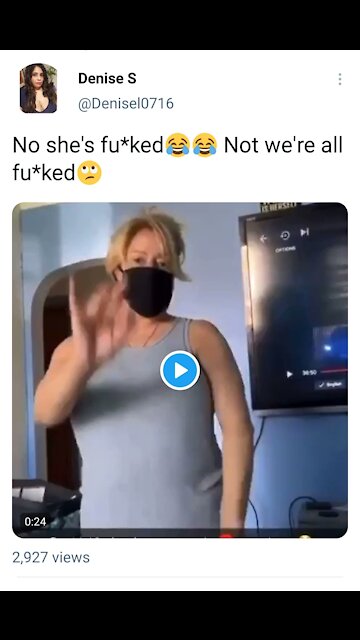 LOOK AT THIS 🧲MAGNET STICK TO THE SPOT SHE GOT HER COVID SHOT - THEY'RE CHIPPED/F*CKED