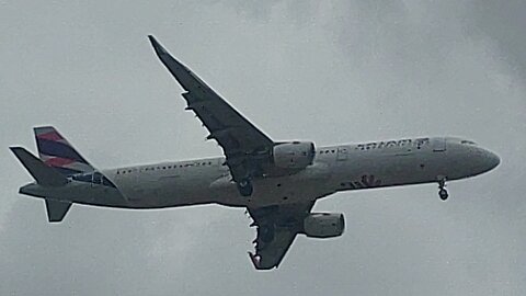 Airbus A321 PT-XPD coming from Brasília to Fortaleza