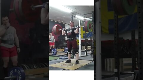 150 kg / 330 lb - Clean and Jerk