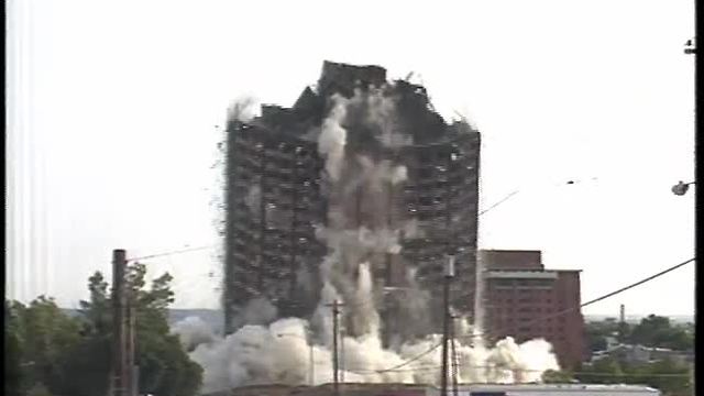 From The Vault: Sander Hall implosion brought 27-story University of Cincinnati dorm to its knees