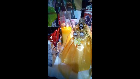 ESCUCHEN DEVOTOS