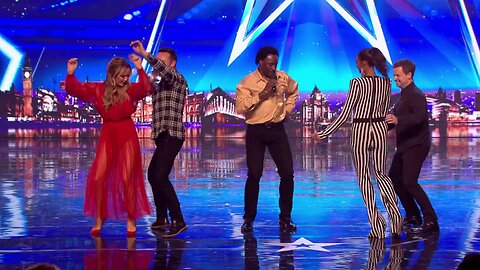 Donchez bags a GOLDEN BUZZER with his Wiggle and Wine! | Auditions | BGT 2018