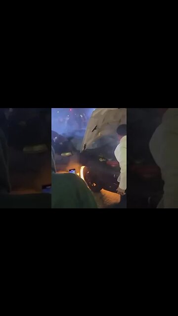 Los Angeles, last night.. 👀