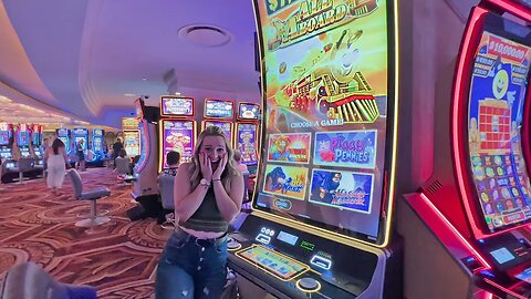 Hitting The Bonus TWICE At Caesars Palace Las Vegas!!